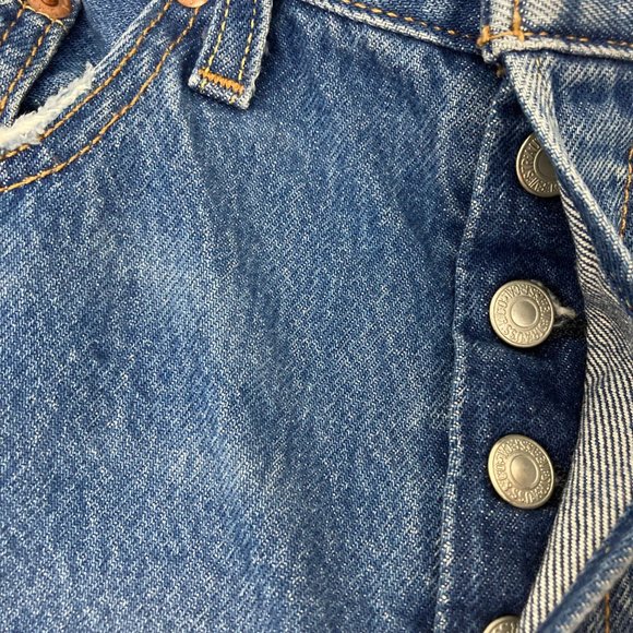 Levi's 501 Straight Leg Jeans Size 26 x 32 Oxnard Athens Button Fly 100% Cotton - Picture 10 of 15